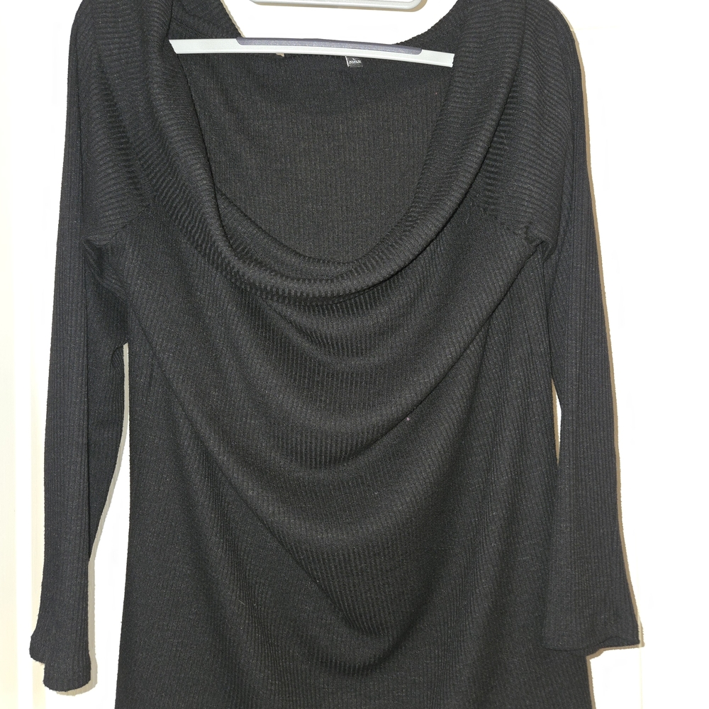 Off The Shoulder Apt. 9 Black Knit Longsleeved Shoulder Top